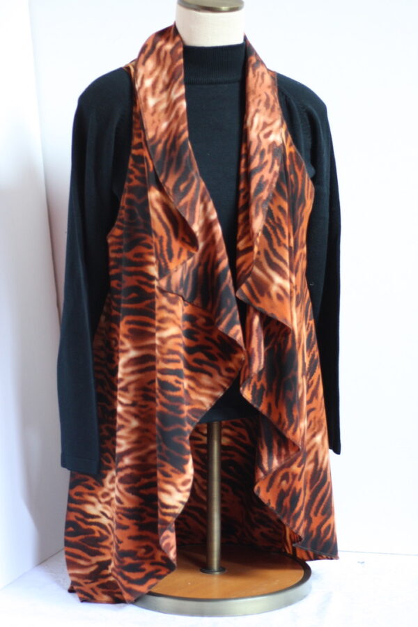 Animal print vest to wear five different ways