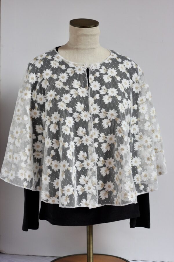 Embroidered flowers on white mesh capelet - Image 5