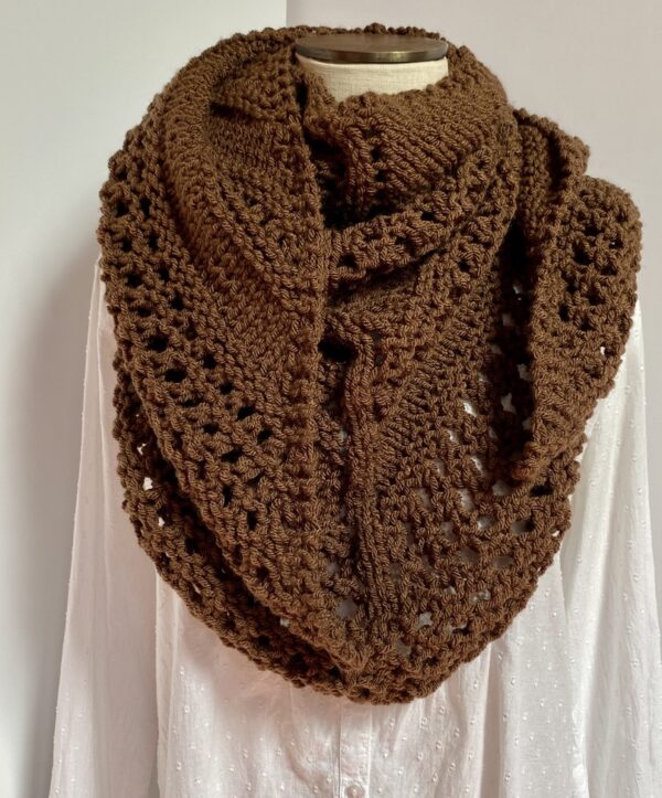 Hand knit brown triangle shawl - Image 4