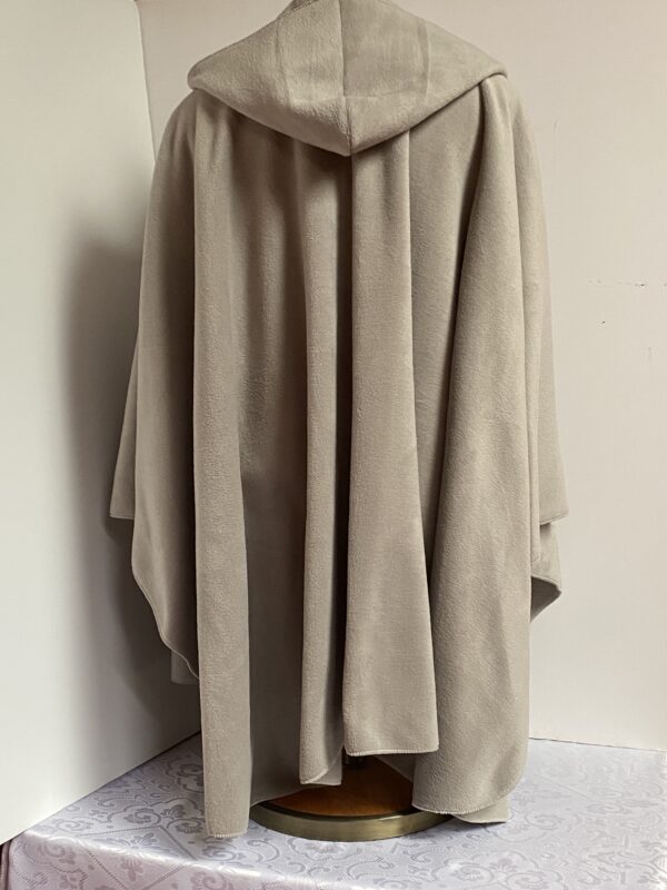 Fleece poncho with hood in various colors - Image 5