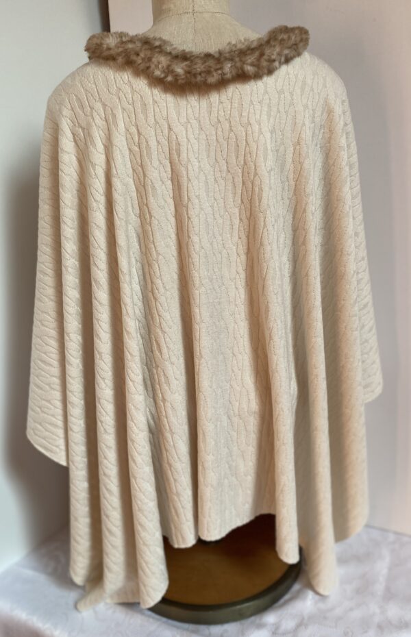 Cream cable poncho with hand knit fur collar - Image 2