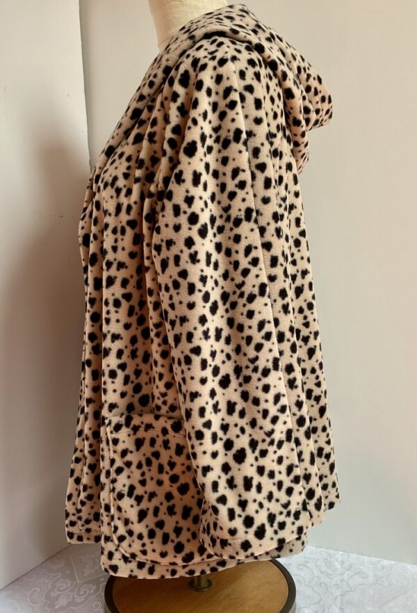 Leopard print fleece coat - Image 3