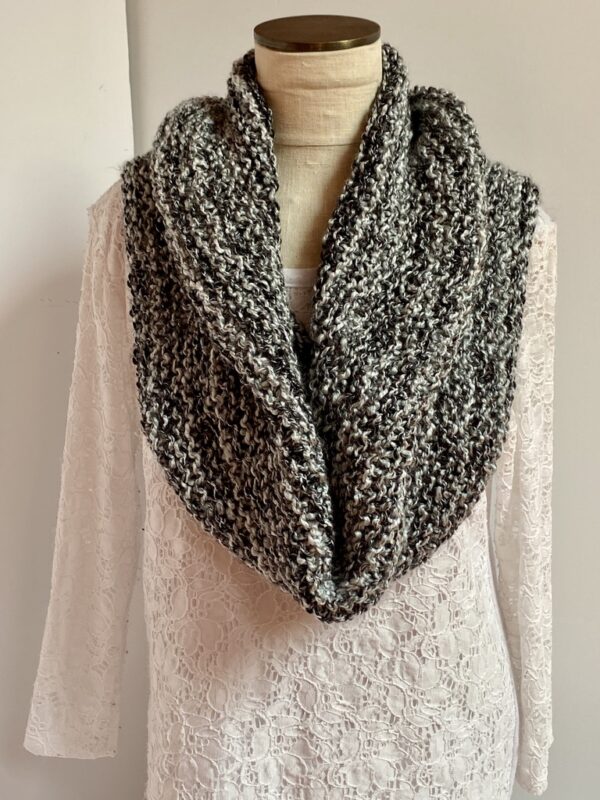 Hand knit coverlet in black, white and gray tweed - Image 2