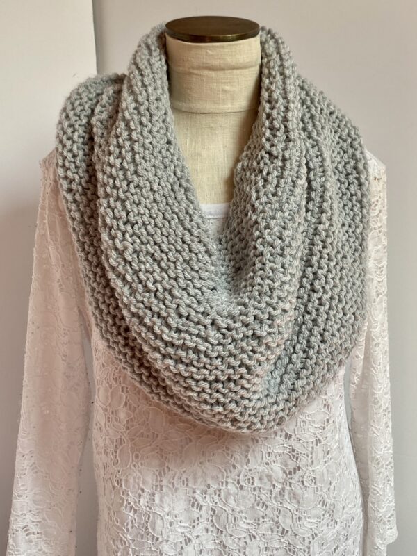 Hand knit gray coverlet - Image 3
