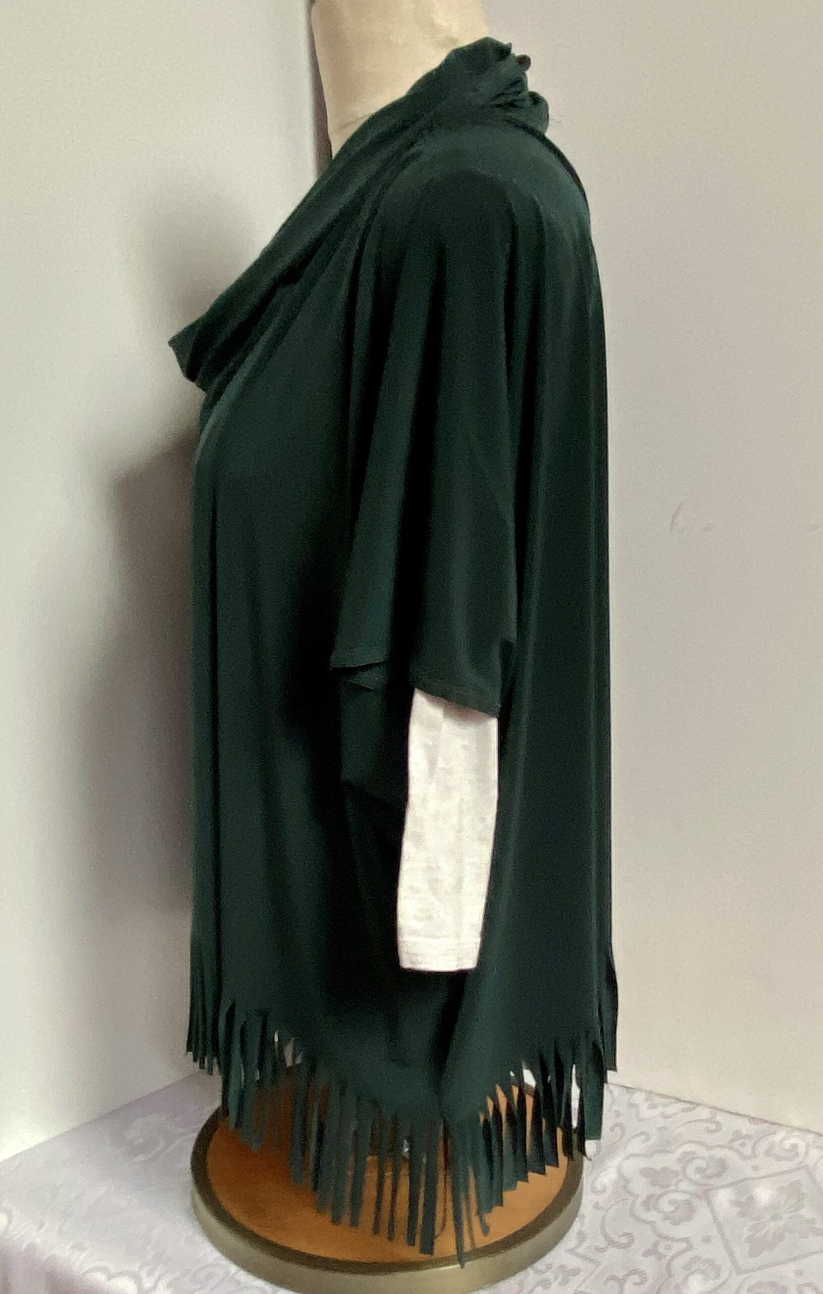 Green tunic with fringe - Image 2